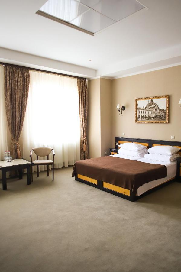 Georg Palace Hotel Tsjernivtsi Eksteriør bilde