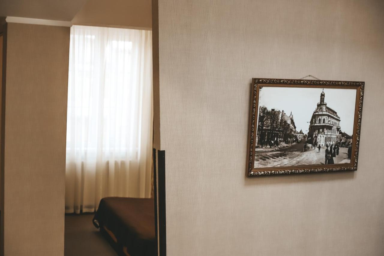 Georg Palace Hotel Tsjernivtsi Eksteriør bilde